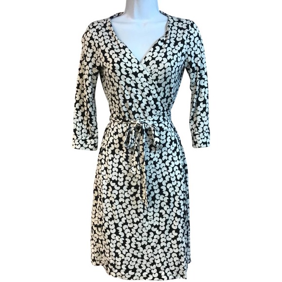 DIANE VON FURSTENBERG BLACK/WHITE PRINTED DRESS 2